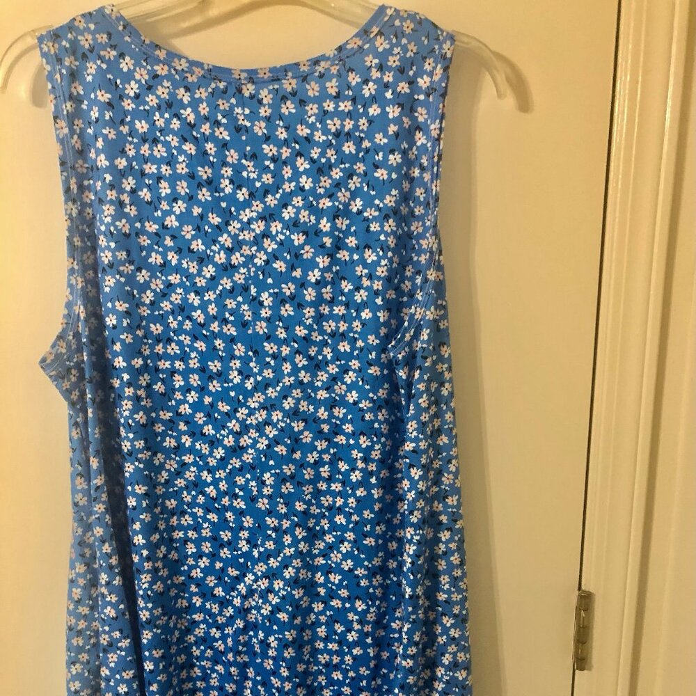 Blue Floral Sleeveless Dress - Picture 4 of 8